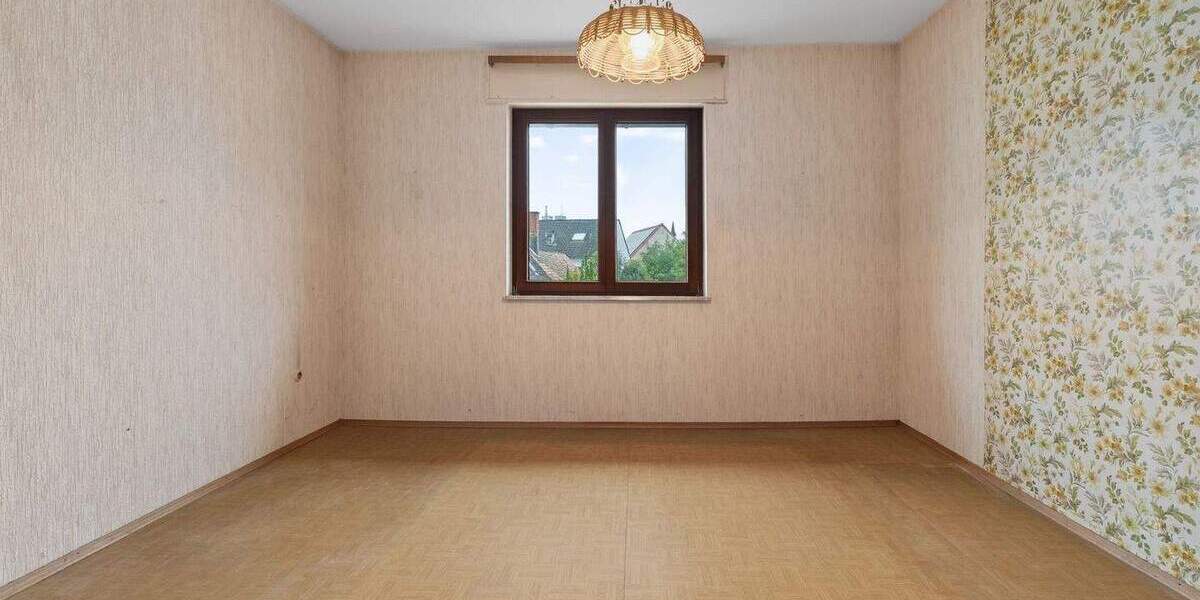 Mehrfamilienhaus, Wohnhaus Linkenheim-Hochstetten Linkenheim - 6 Zimmer, 199 m&sup2;, 549.000&euro; | Angebot:25771475