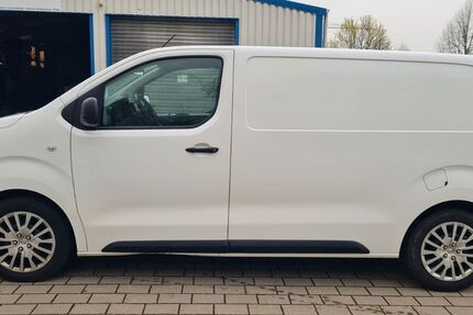Opel Vivaro 93.000 km 15.470 € Oberderdingen Flehingen 75038