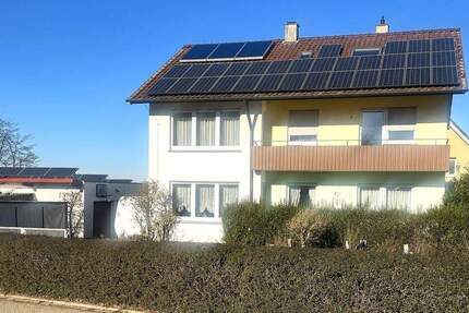 Gelegenheit: Zweifamilienhaus mit großem Grundstück mit Ausbaumöglichkeit in Hohenwart 6 zimmer