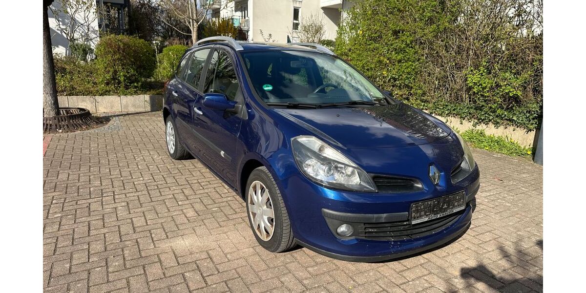 Renault Clio 211.000 km 1.799 &euro; Weingarten 76356