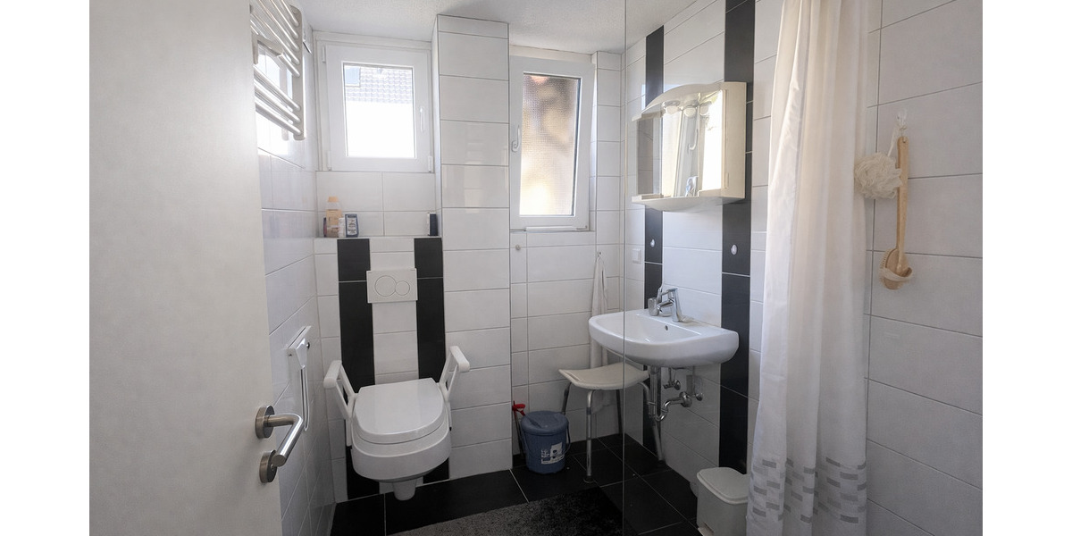 Doppelhaushälfte Königsbach- Stein Stein - 4 Zimmer, 80 m&sup2;, 239.000&euro; | Angebot:25303804