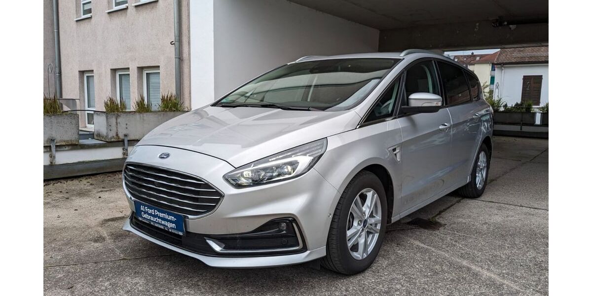 Ford S-Max 39.579 km 28.500 &euro; Karlsruhe 76137
