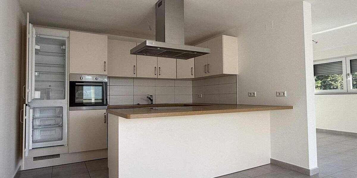 Etagenwohnung Rastatt - 2 Zimmer, 81 m&sup2;, 315.000&euro; | Angebot:25725700