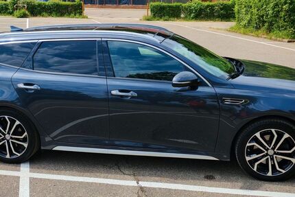 Kia Optima 91.000 km 16.400 &euro; Gaggenau 76571