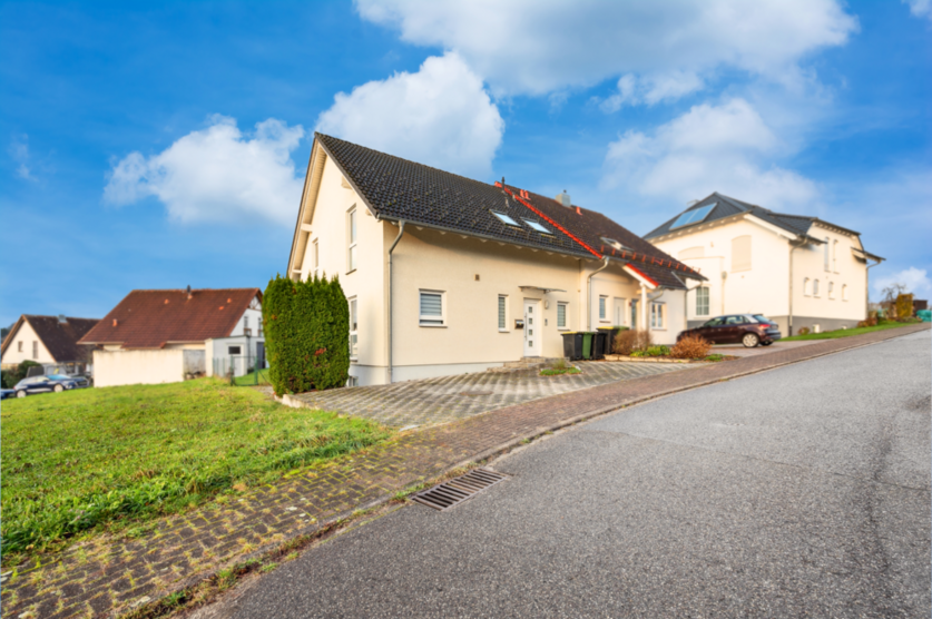 Haus zum Kaufen in Straubenhardt 549.000 € 132 m²