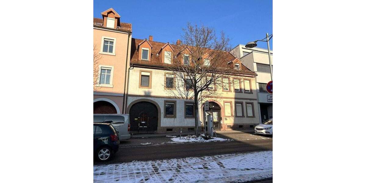 Sanierungsbedürftiges MFH in Ettlingen in bester Lage mit genehmigter Bauvoranfrage 1 zimmer