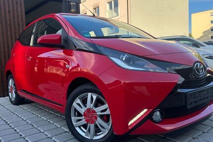 Toyota Aygo (X) 77.830 km 7.499 &euro; Pforzheim 75179