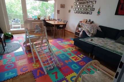 Wohnung Karlsruhe Südstadt - 3 Zimmer, 83 m&sup2;, 1.050&euro; | Angebot:26394862