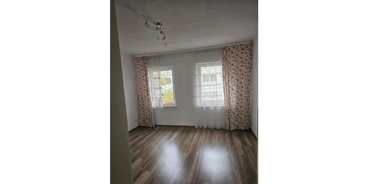 Etagenwohnung Pforzheim Nordstadt - 4 Zimmer, 115 m&sup2;, 255.000&euro; | Angebot:26864773