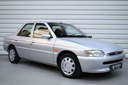 Ford Escort 25.505 km 4.990 &euro; Forst 76694