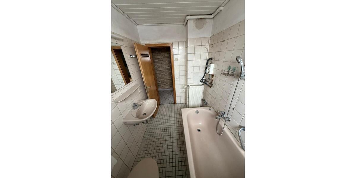 Dachgeschoßwohnung Pforzheim Brötzingen - 3 Zimmer, 71 m&sup2;, 840&euro; | Angebot:24756264