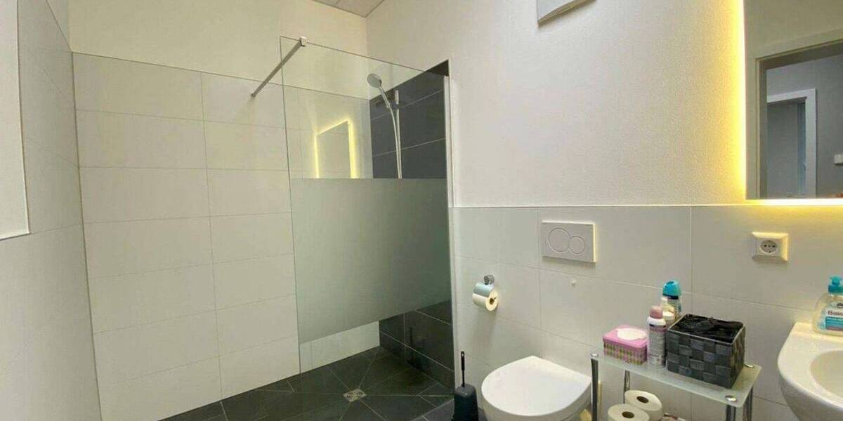 Gewerbeobjekt Bretten - 3 Zimmer, 73 m&sup2;, 350.000&euro; | Angebot:26450552