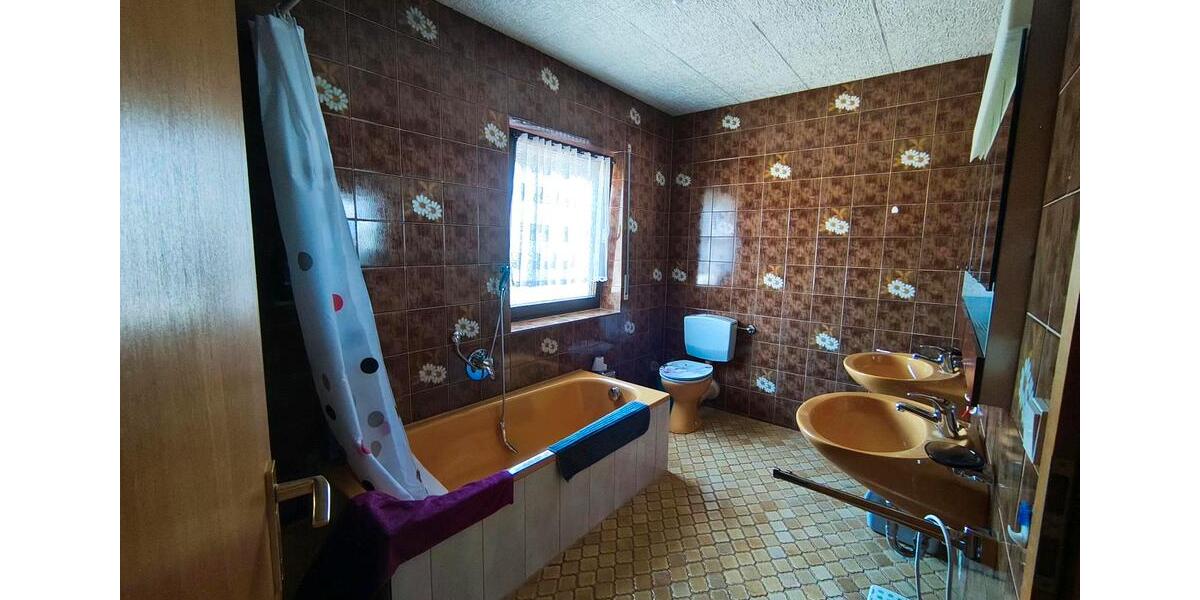 Doppelhaushälfte Dettenheim - 7 Zimmer, 141 m&sup2;, 380.000&euro; | Angebot:26993790