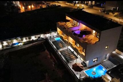 2 × Haus •Pool• Jacuzzi• Invest•Auswanderung♡CROATIA♡ 10 zimmer