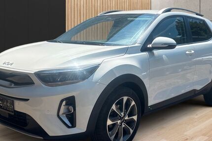Kia Stonic 27.164 km 15.200 &euro; Weingarten 67366