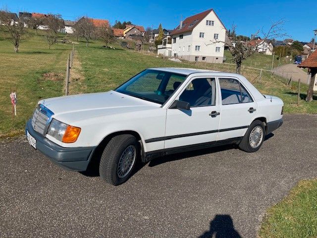 Mercedes-Benz 250 390.000 km 3.900 &euro; Bad Herrenalb 76332