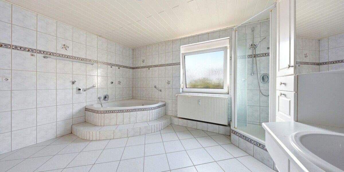 Etagenwohnung Eggenstein-Leopoldshafen / Eggenstein Eggenstein - 3 Zimmer, 122 m&sup2;, 435.000&euro; | Angebot:25746089