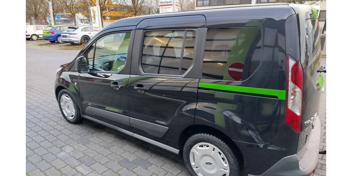 Ford Tourneo Connect 116.800 km 10.800 &euro; Karlsruhe 76199