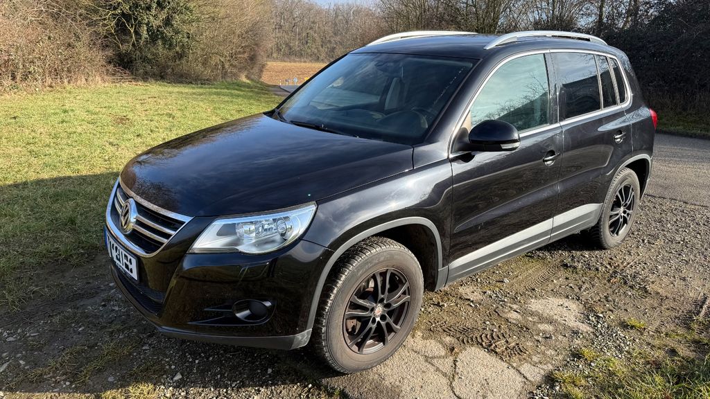 VW Tiguan 180.000 km 6.500 &euro; Eisingen 75239