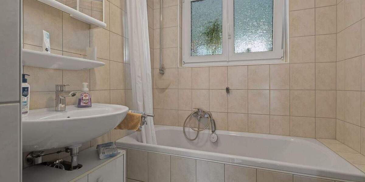 Etagenwohnung Karlsruhe / Nordstadt Nordstadt - 3 Zimmer, 64 m&sup2;, 210.000&euro; | Angebot:25681040