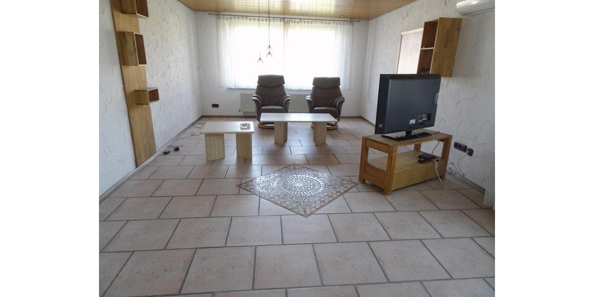 ObjNr:18697 - Gepflegtes, großes 2 Familienhaus in Rülzheim - Zweifamilienhaus Rülzheim | Angebot:21201310