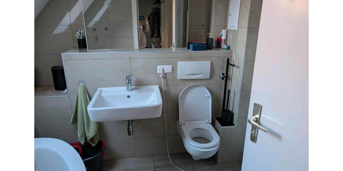 Dachgeschoßwohnung Pforzheim Nordstadt - 3 Zimmer, 78 m&sup2;, 1.000&euro; | Angebot:25255255