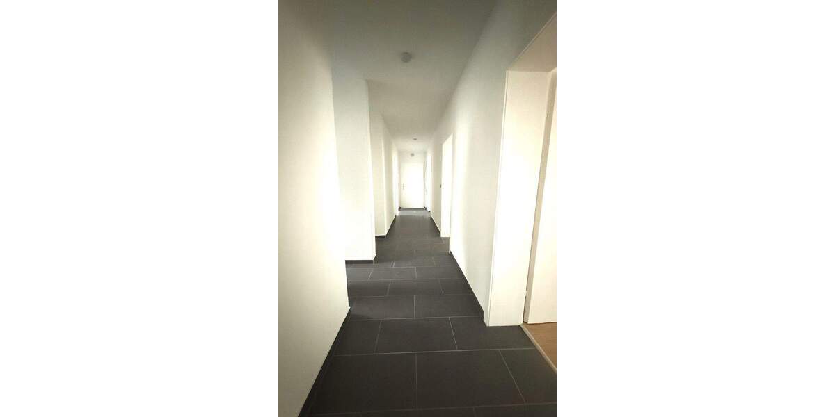 Hier beginnt Ihr neues Kapitel - traumhafte Sanierung in Eggenstein 4 zimmer