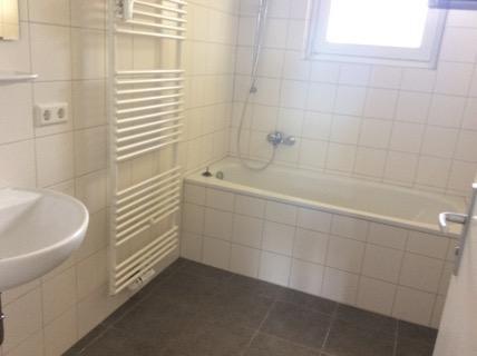 Etagenwohnung Bruchsal - 5 Zimmer, 140 m&sup2;, 1.233&euro; | Angebot:25881292