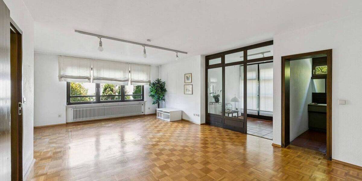 Einfamilienhaus Rastatt - 7 Zimmer, 290 m&sup2;, 849.000&euro; | Angebot:26879630