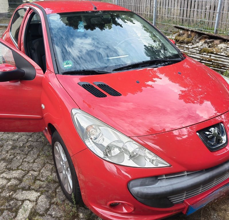 Peugeot 206 200.000 km 1.650 € Durlach 76227