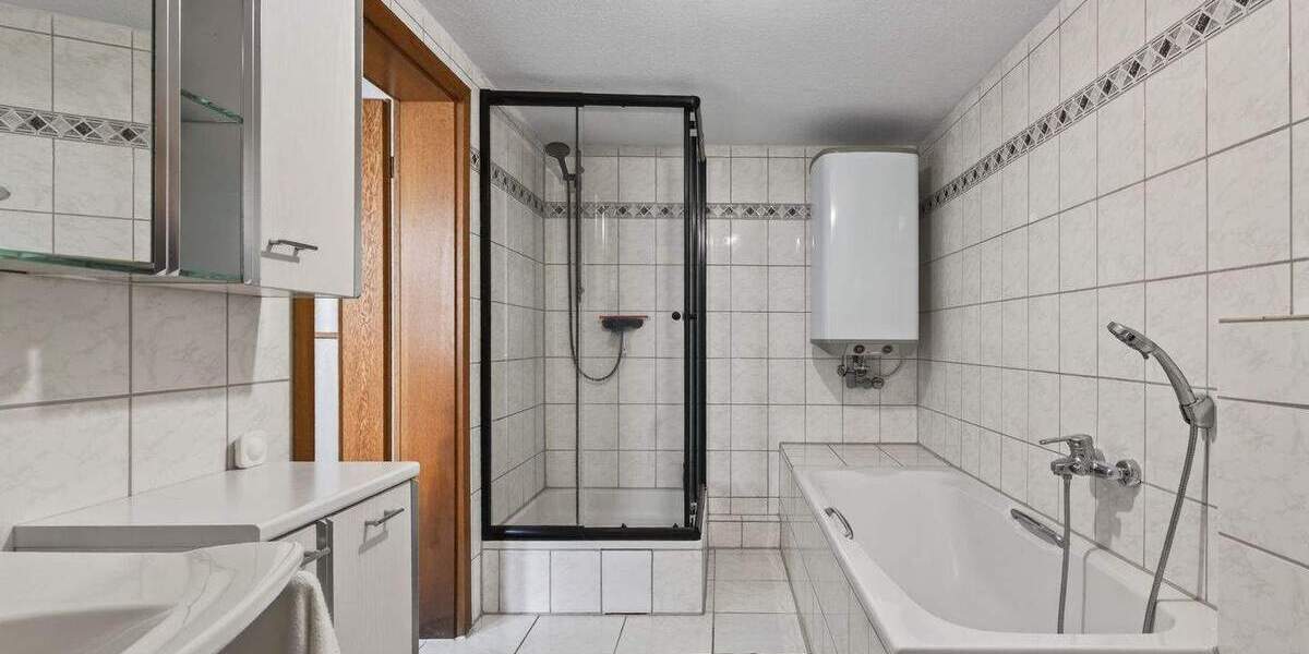 Mehrfamilienhaus, Wohnhaus Jockgrim - 6 Zimmer, 173 m&sup2;, 489.000&euro; | Angebot:25771478