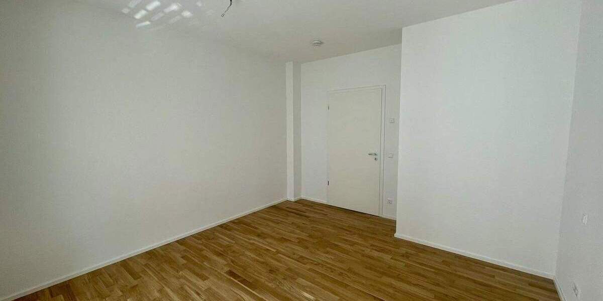 Etagenwohnung Karlsruhe Mühlburg - 2 Zimmer, 77 m&sup2;, 1.395&euro; | Angebot:24858495