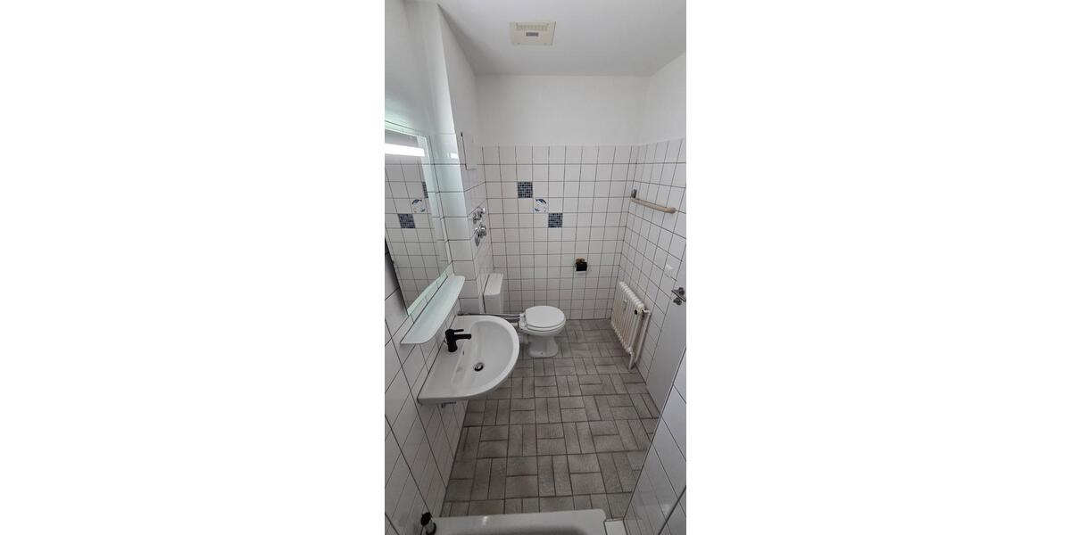 Dachgeschoßwohnung Pforzheim Weststadt - 2 Zimmer, 48 m&sup2;, 700&euro; | Angebot:26044421