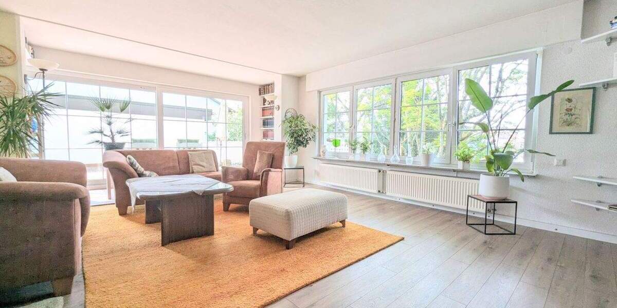 Einfamilienhaus Niefern-Öschelbronn Niefern - 7 Zimmer, 190 m&sup2;, 590.000&euro; | Angebot:25738400
