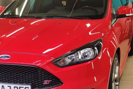 Ford Focus 105.806 km 15.000 &euro; Karlsruhe 76189