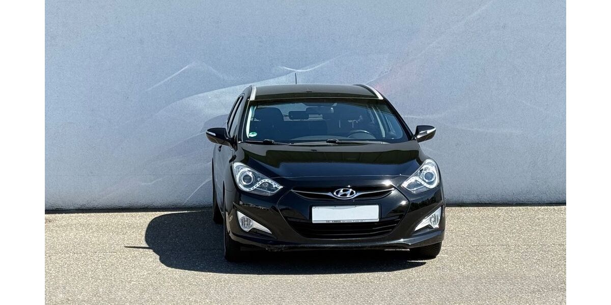 Hyundai i40 180.000 km 3.799 &euro; Kandel 76870