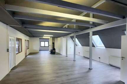 Gewerbeobjekt Karlsbad - 750&euro; | Angebot:25457767