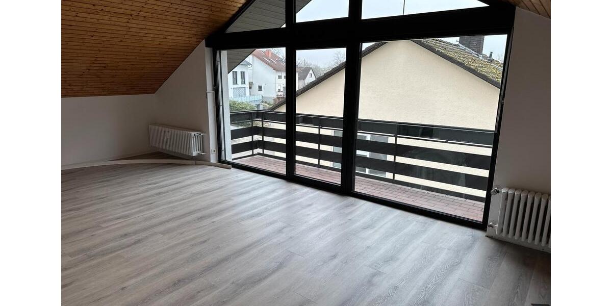 Dachgeschoßwohnung Karlsruhe Wettersbach - 3 Zimmer, 56 m&sup2;, 900&euro; | Angebot:26205208