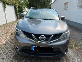 Nissan Qashqai 54.700 km 10.999 &euro; Karlsruhe 76133