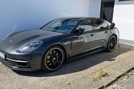 Porsche Panamera 158.000 km 47.900 € Lustadt 67363
