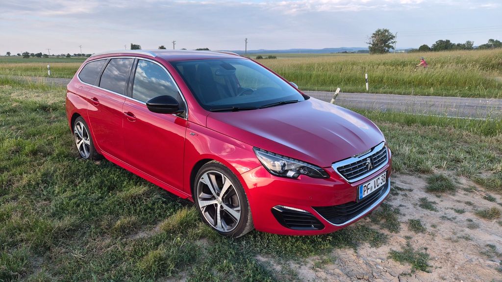 Peugeot 308 144.000 km 10.500 &euro; Neulingen 75245