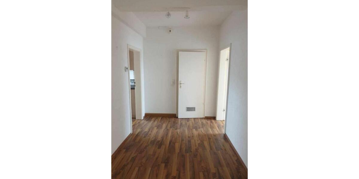 Dachgeschoßwohnung Bruchsal - 3 Zimmer, 65 m&sup2;, 1.050&euro; | Angebot:25057521