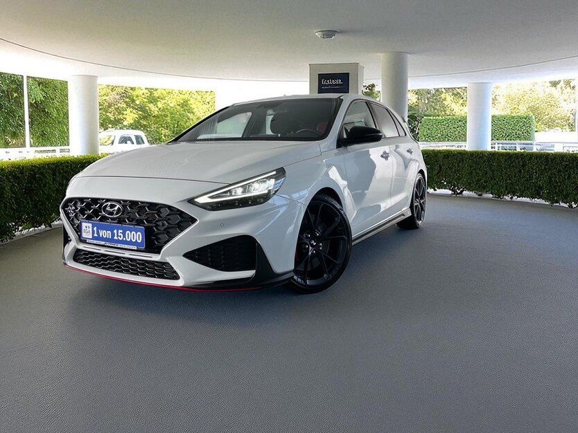 i30