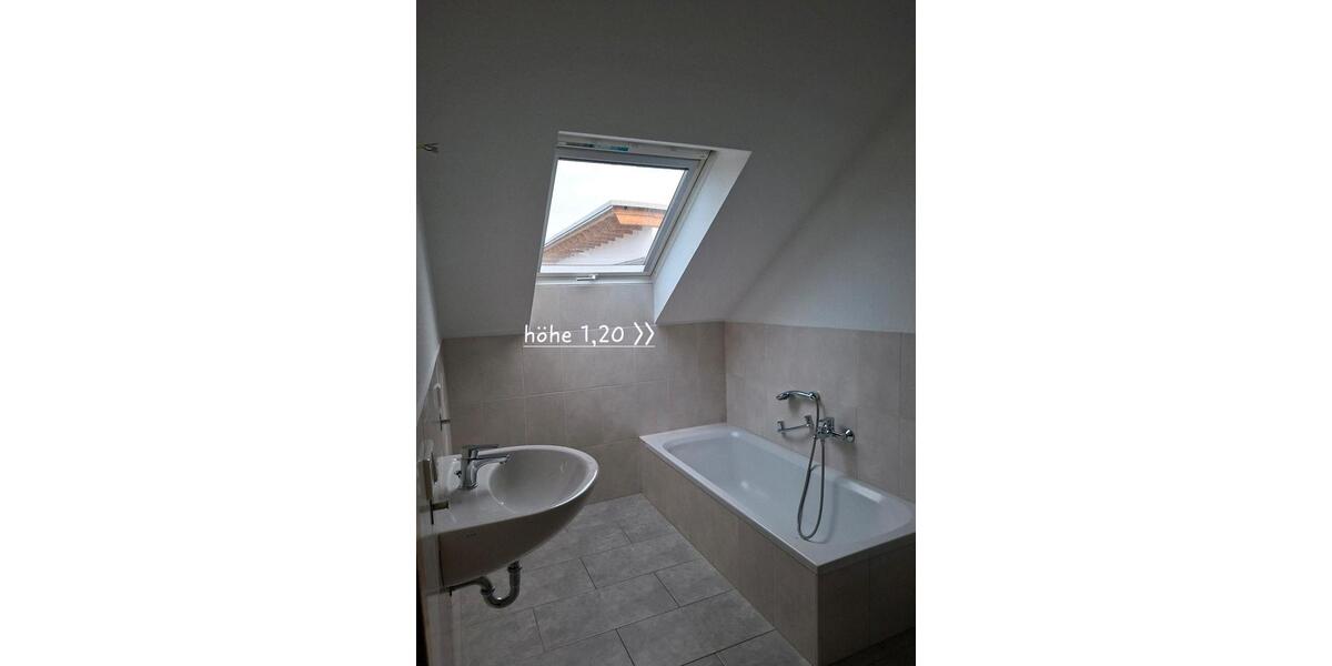 Dachgeschoßwohnung Rastatt - 3 Zimmer, 78 m&sup2;, 800&euro; | Angebot:26404885