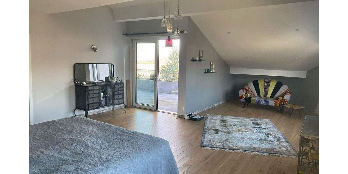 Einfamilienhaus Karlsruhe Durlach - 8 Zimmer, 253 m&sup2;, 1.490.000&euro; | Angebot:25722314