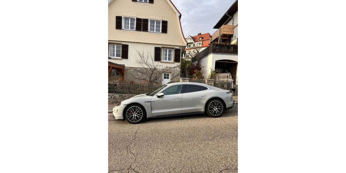 Porsche Taycan 70.500 km 53.999 &euro; Pforzheim 75177