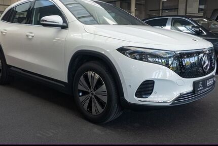 Mercedes EQA
