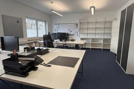 Abgetrenntes Büro zur Untervermiete im Raum Karlsruhe zimmer