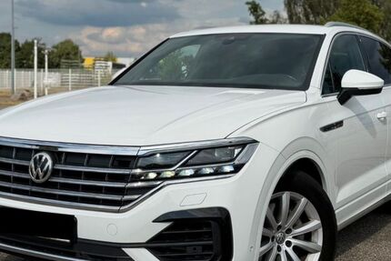 VW Touareg 250.000 km 27.800 &euro; Ötigheim 76470