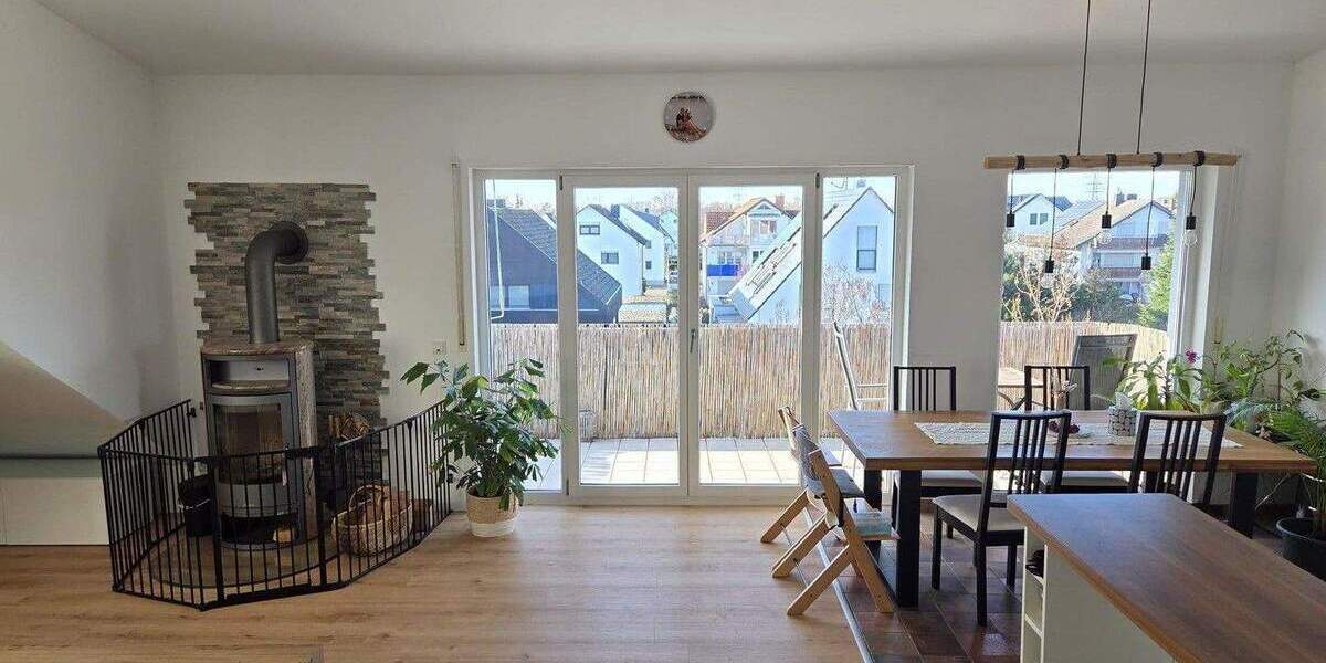 4-Zimmer-DG-Wohnung mit Traumblick in Rheinstetten-Mörsch -PROVISIONSFREI- 4 zimmer